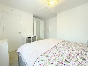 Windsor Road- click for photo gallery